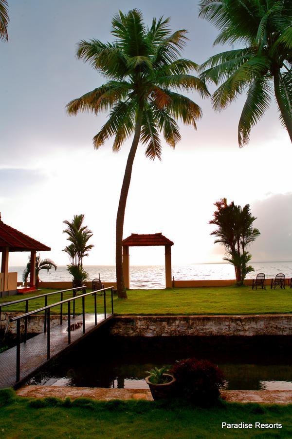 Paradise Resort Kumarakom Eksteriør bilde